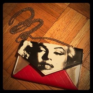 Marilyn Monroe Chain Slim Wallet Clutch